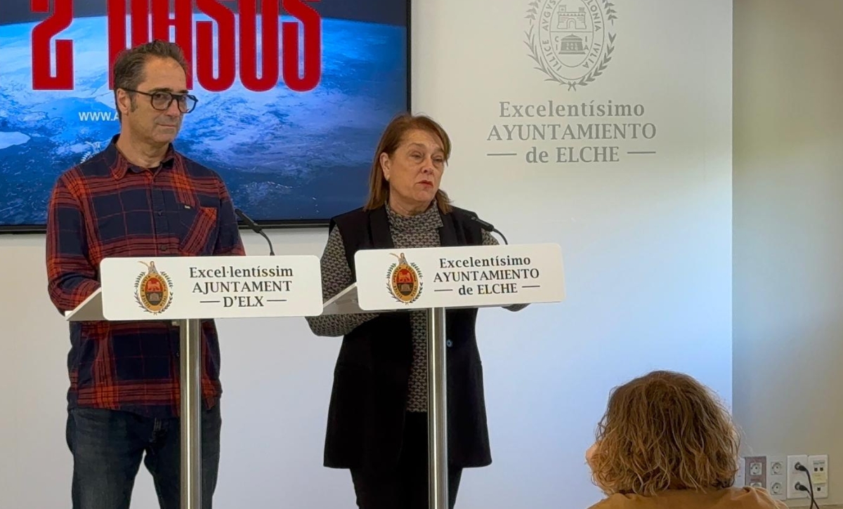 Elx llança una campanya de difusió del comerç local i el seu nou web ‘a2pasos’