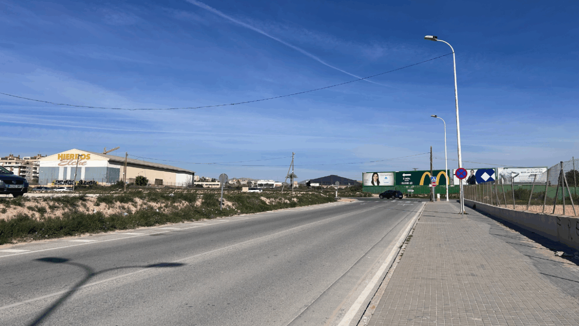 Las obras de urbanización del entorno del estadio Martínez Valero comenzarán en junio