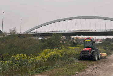 Comienzan los trabajos de limpieza y desbroce del sendero sur del Vinalopó