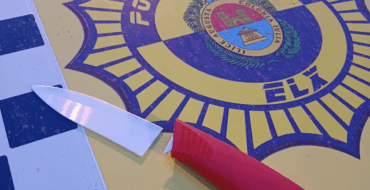 Detenido por amenazar con un cuchillo a un conductor de VTC en el aeropuerto