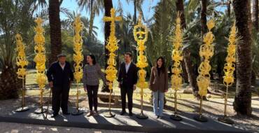 Elche envía un año más las palmas blancas del Domingo de Ramos al Papa, los Reyes y otras autoridades