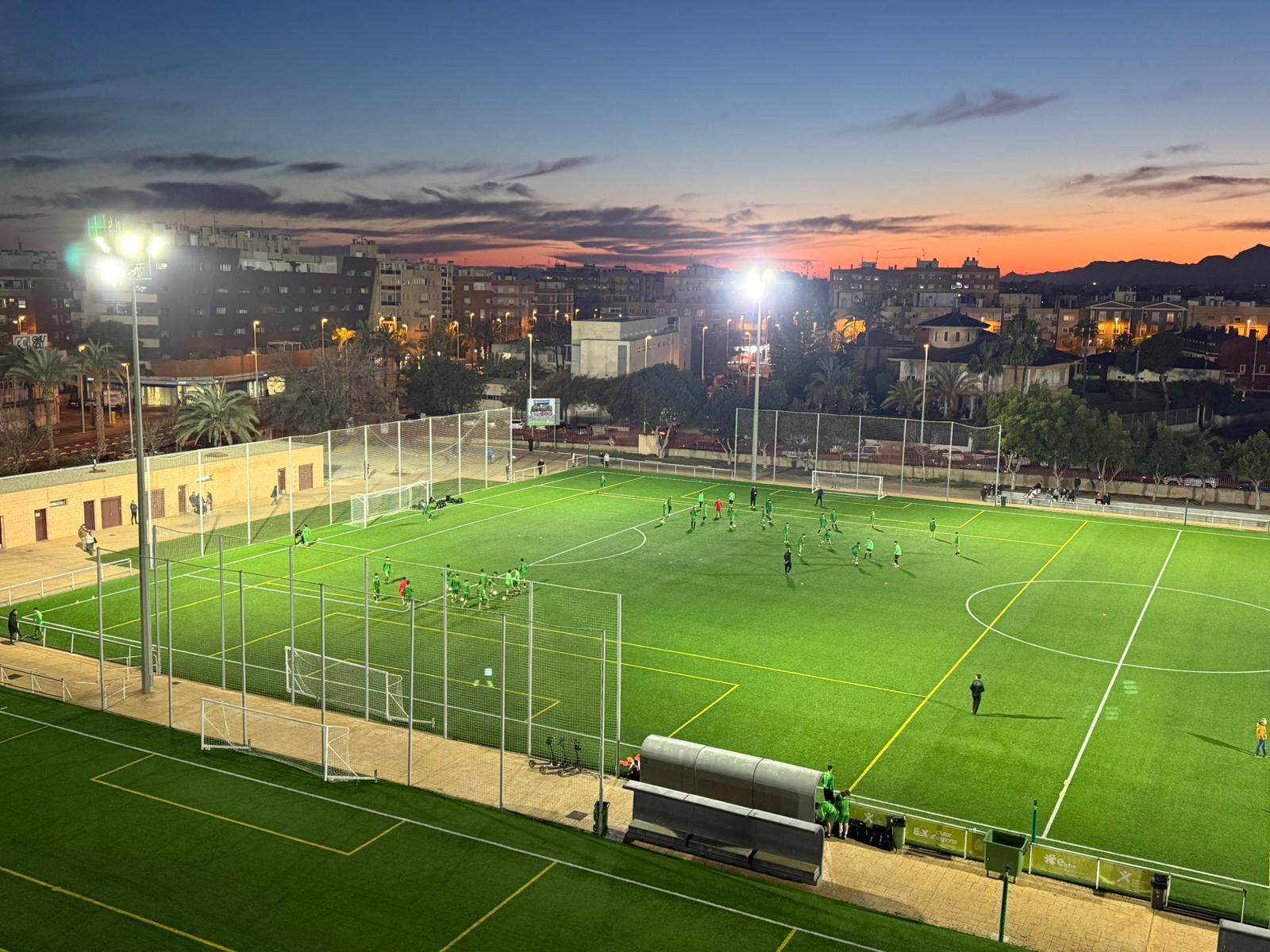 Elche moderniza la iluminación de campos e instalaciones deportivas con luz LED (4)