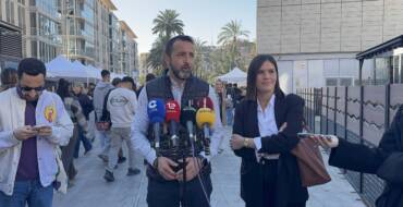 La III Feria de la FP de Elche abre sus puertas en el Centro de Congresos