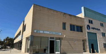 Elche pone en marcha un nuevo sistema de recogida y reciclaje de residuos agrícolas