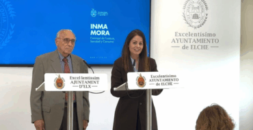 Elche celebra el tradicional concurso de Velles de Serra