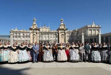 Las candidatas a Reinas y Damas de las Fiestas de Elche celebran una convivencia en Murcia