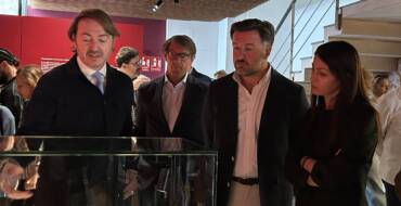 El MAHE inaugura la exposición ‘La huella de Dionisos’ con obras originales de Picasso y Dalí