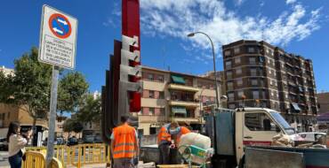 La escultura ‘Dragón de Jaume I’ ya luce restaurada en su nueva ubicación en Pedro Juan Perpiñán