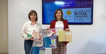 Elche celebra el Día del Libro con la liberación de 1.300 ejemplares por todo el municipio