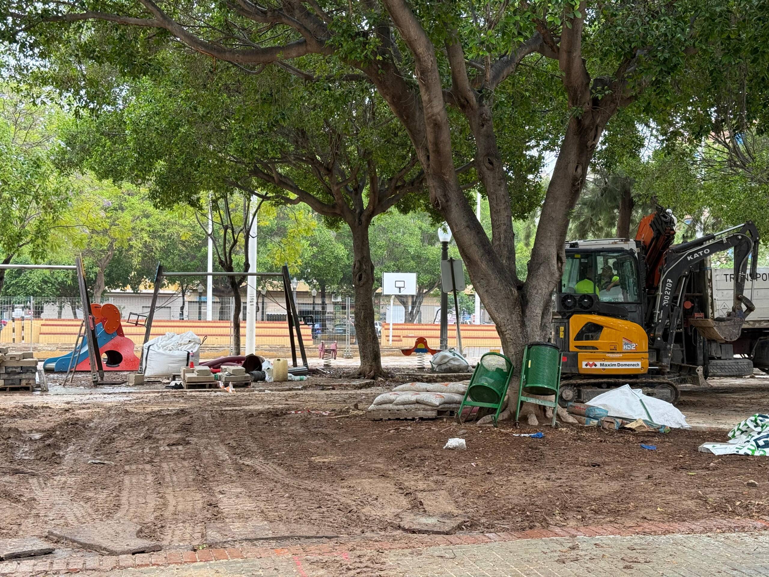 Avanzan las obras de renovación del Parque 9 de octubre (3)