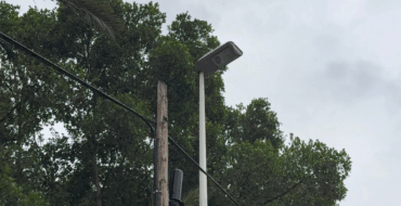 El Ayuntamiento mejora e instala iluminación led en 40 calles del Pla- Sector V