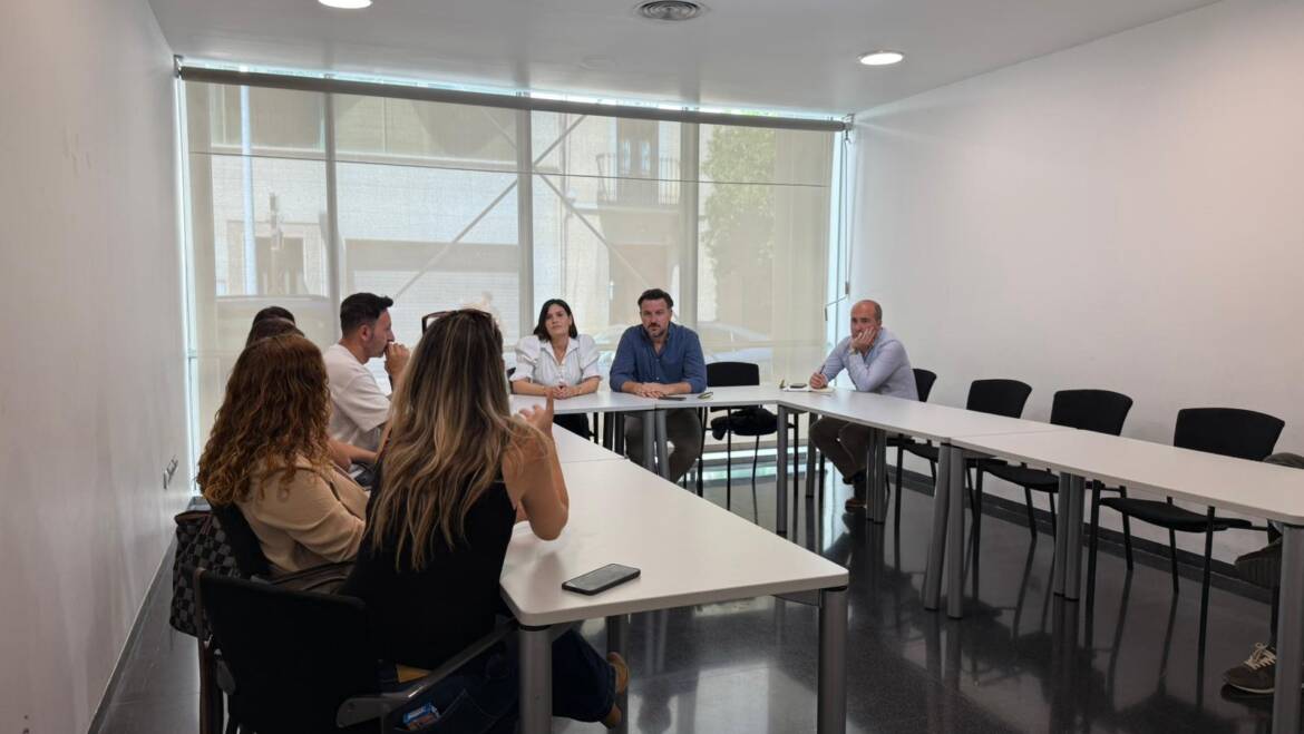 Conselleria habilita 49 plazas en el IES Victoria Kent para familias del CEIP Princesa de Asturias