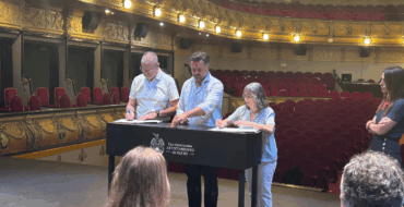 El Ayuntamiento firma 18 convenios con entidades culturales de Elche por más de 620.000 euros