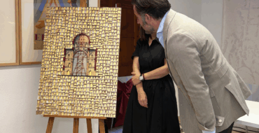La Basílica, el Consueta y el oropel protagonizan el cartel de las representaciones del Misteri