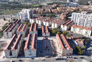 Pimesa incluirá un proyecto para la retirada de enseres del bloque 8 de manera previa al derribo