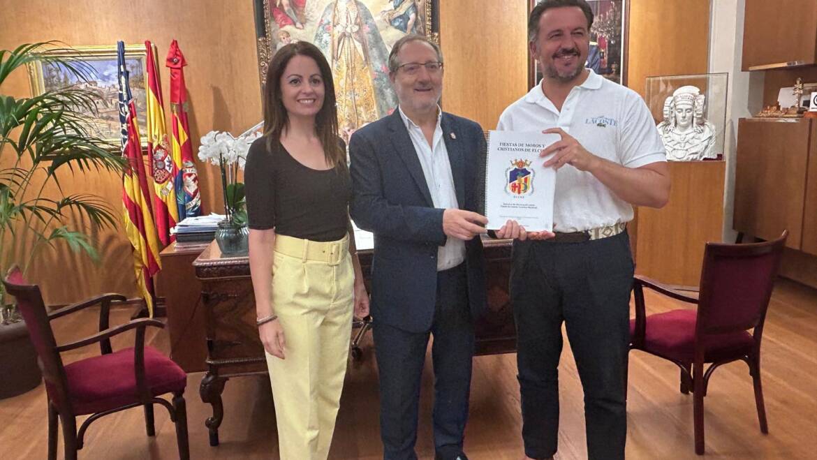 El Ayuntamiento apoya la solicitud de Moros y Cristianos como Fiesta de Interés Turístico Nacional