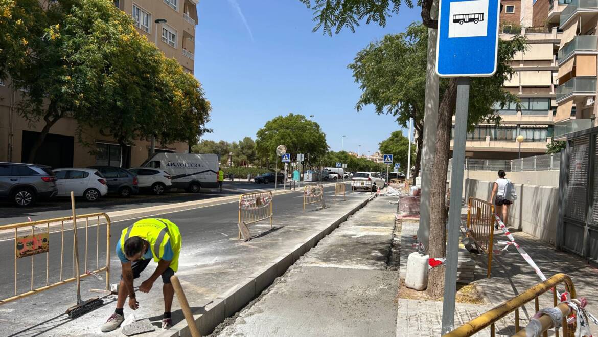 Comienzan las obras de mejora de la accesibilidad en paradas de autobús urbano