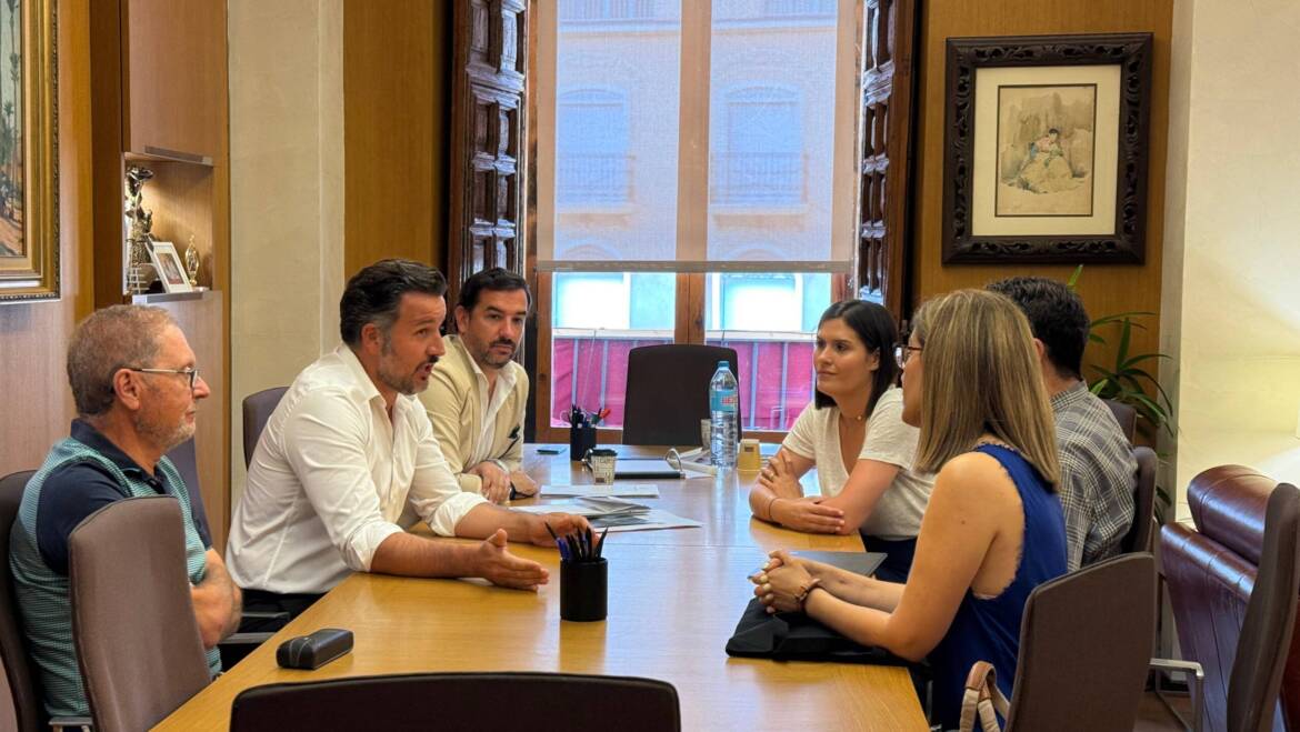 El Ayuntamiento ofrece Jayton como sede provisional del Conservatorio de Elche