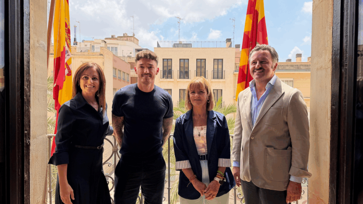 Josan, pregonero de las Fiestas de Elche 2026
