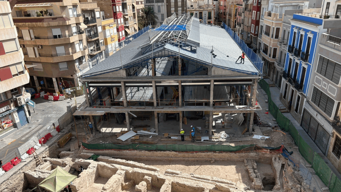 Avancen les obres de reurbanització del Mercat Central
