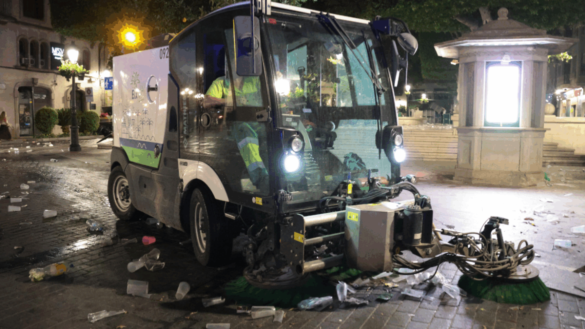 El servicio de limpieza recoge 300 toneladas de residuos durante las fiestas