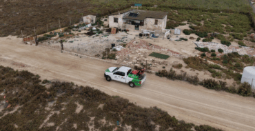 Elche intensifica las fumigaciones contra los mosquitos en todo el municipio