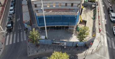 Las obras de reforma integral de los mercados de Plaza Madrid y Barcelona continúan con demoliciones