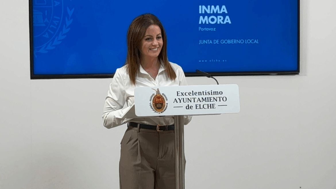 L’Ajuntament inicia els tràmits per a impermeabilitzar la coberta de la piscina de l’Esperanza Lag