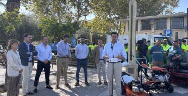 Elx incorpora, a través d’una nova contracta, 70 treballadors per a la cura dels parcs i jardins