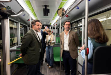 Elche adquiere cuatro nuevos autobuses 100 % eléctricos por más de 2 millones de euros para las líneas A y C