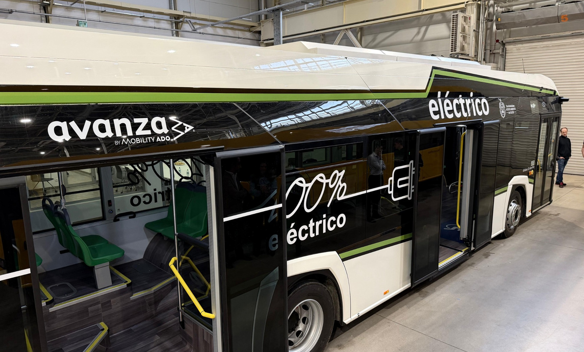 elche-adquiere-cuatro-nuevos-autobuses-100-electricos-por-mas-de-2-millones-de-euros-para-las-lineas-a-y-c-foto-5