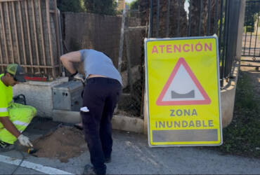 Elche instala señalización luminosa inteligente para cortar el tráfico ante peligro de inundación