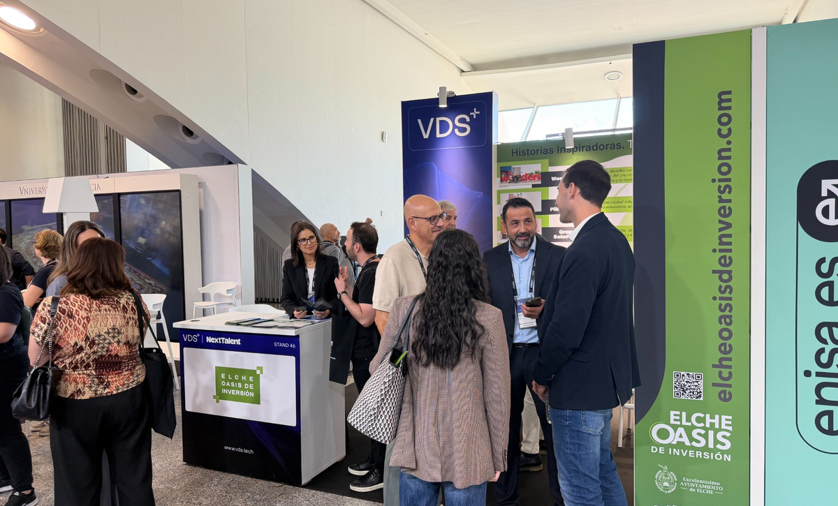 elche-participa-en-el-congreso-tecnologico-valencia-digital-summit-2026-para-atraer-inversion-foto-5