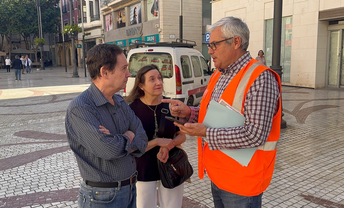 elche-realiza-encuestas-para-mejorar-el-servicio-de-autobus-urbano-foto-2
